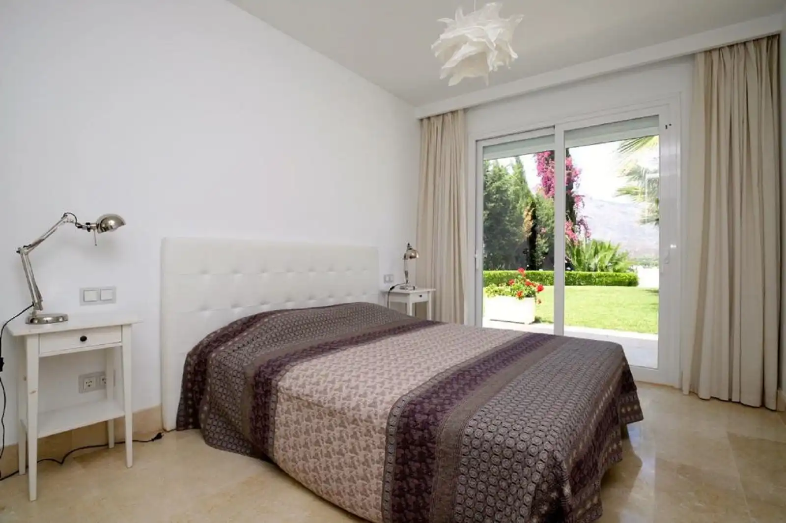 Bedroom of Houses for sale in Málaga  with Air Conditioner, Private garden and Terrace