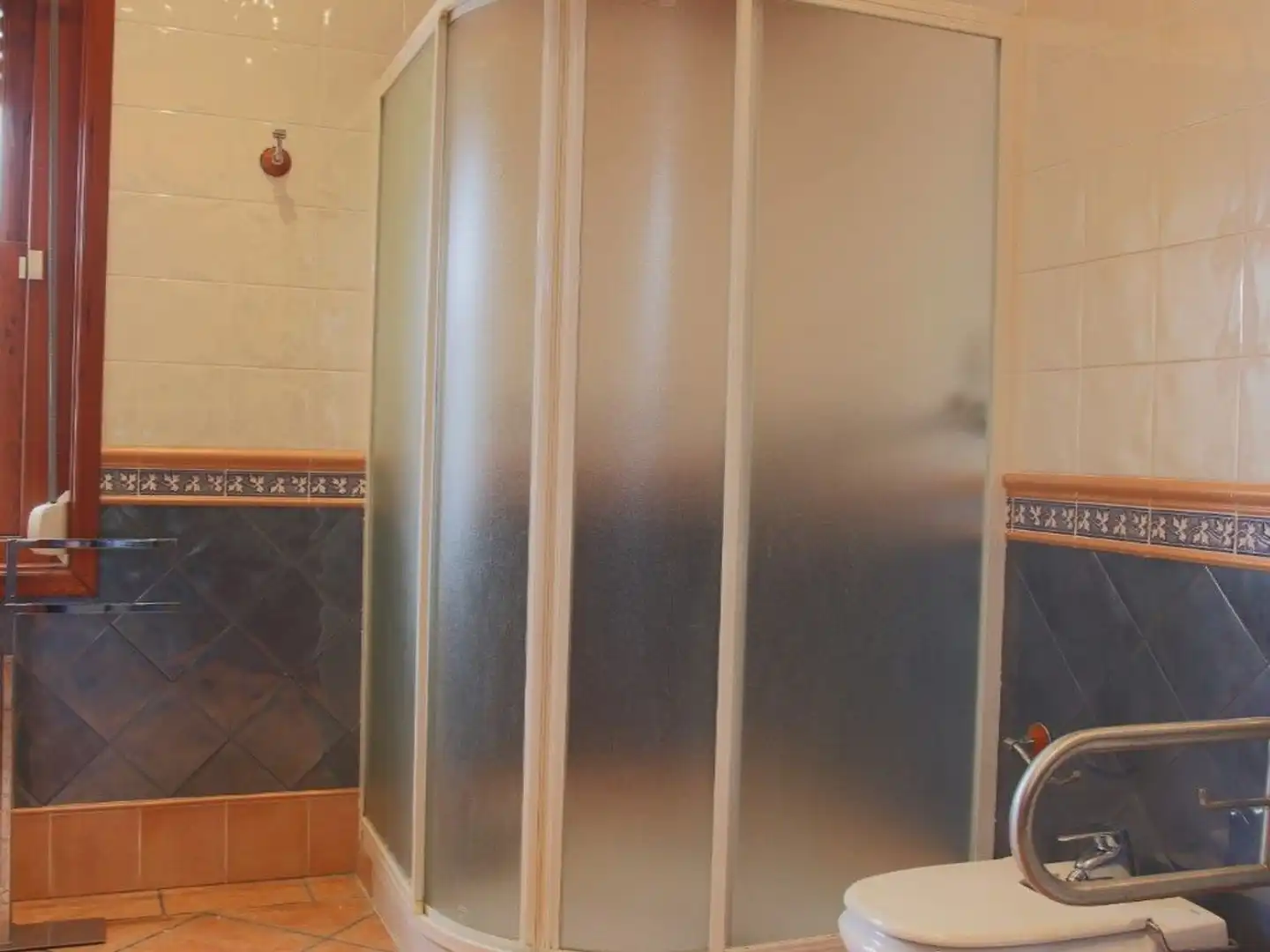 Badezimmer von Country house zum Verkauf in Alboraya mit Privatgarten, Terrasse und Abstellraum