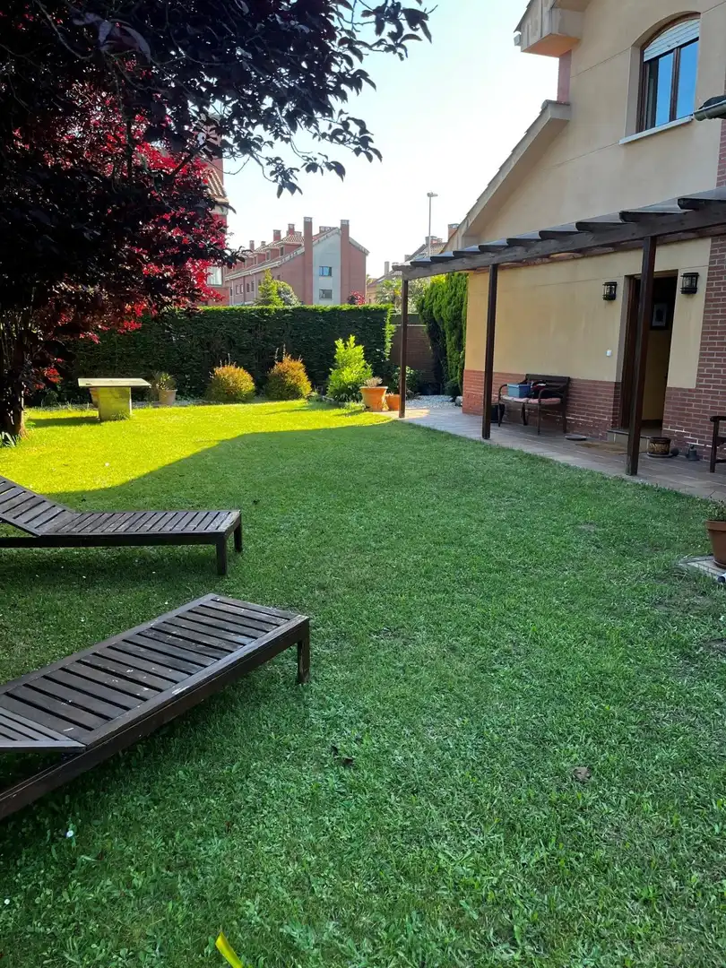 Terrassa de Casa o xalet en venda en Siero amb Calefacció, Terrassa i Traster