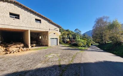 Exterior view of House or chalet for sale in Llanes