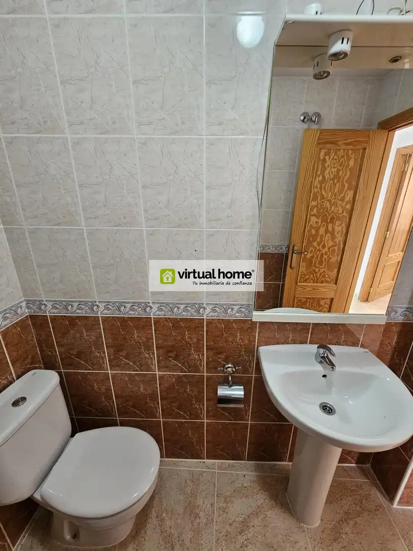 Baño de Casa o chalet en venta en La Nucia con Jardín privado, Terraza y Trastero