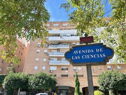 Exterior view of Flat for sale in  Sevilla Capital  with Air Conditioner and Terrace