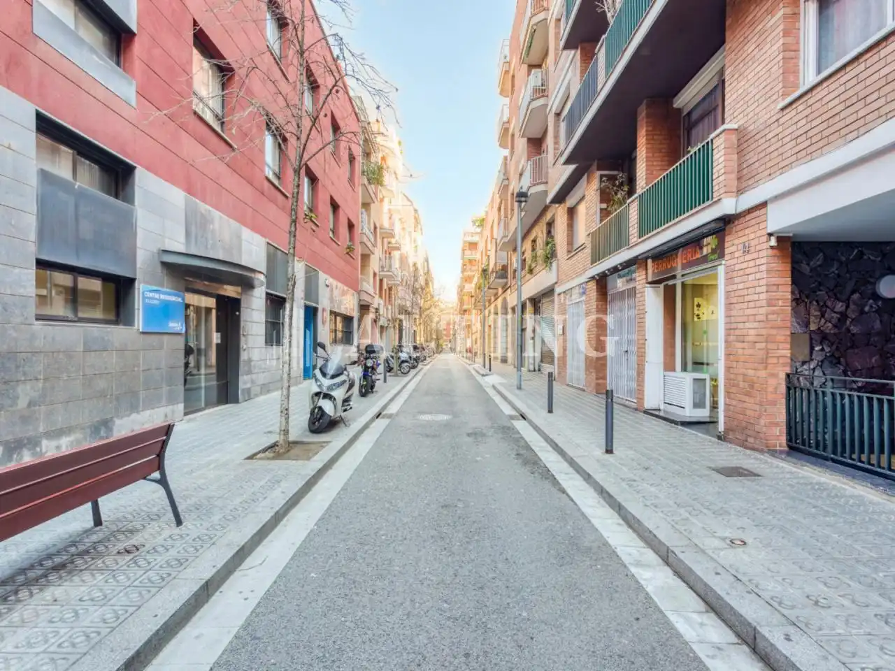 Vista exterior de Local en venta en Barcelona