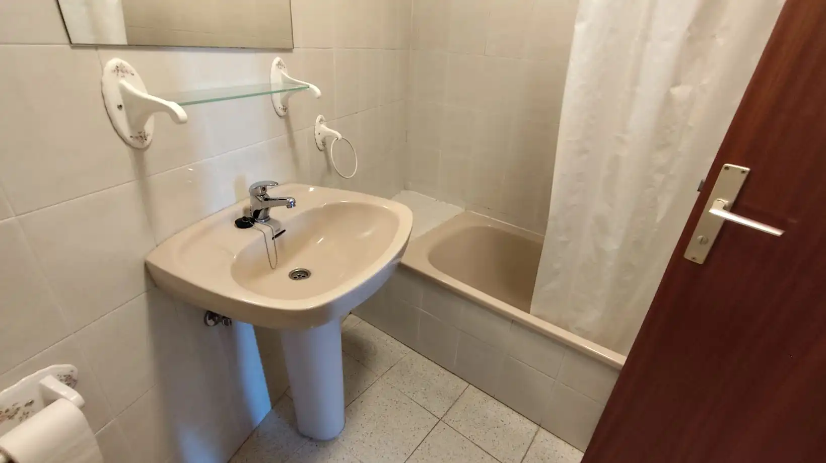 Baño de Piso de alquiler en San Cristóbal de la Laguna con Amueblado, Horno y Lavadora