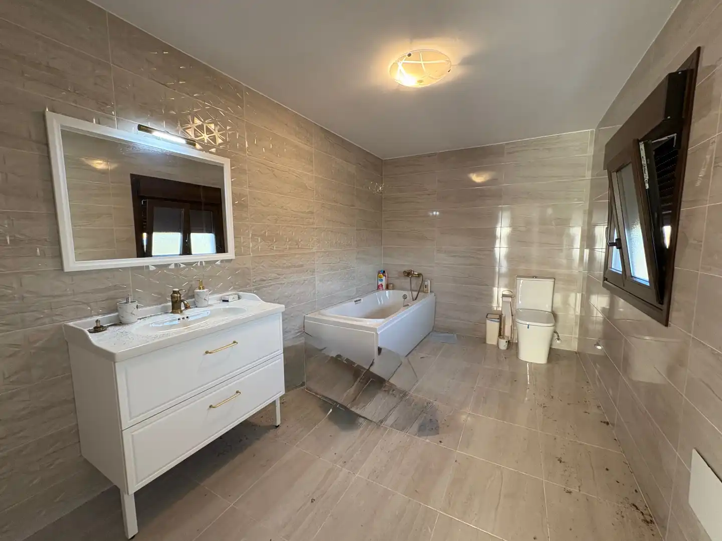 Bathroom of Houses for sale in Mérida  with Air Conditioner, Heating and Private garden