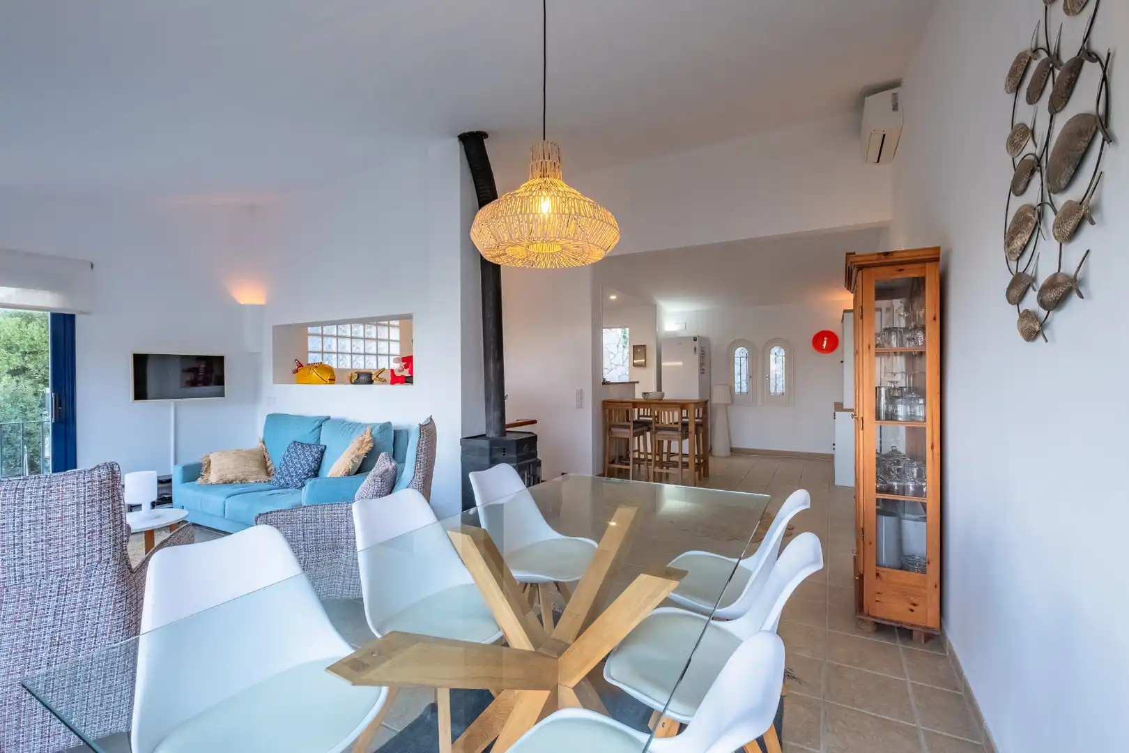 Esszimmer von Einfamilien-Reihenhaus zum Verkauf in Begur mit Klimaanlage, Heizung und Terrasse