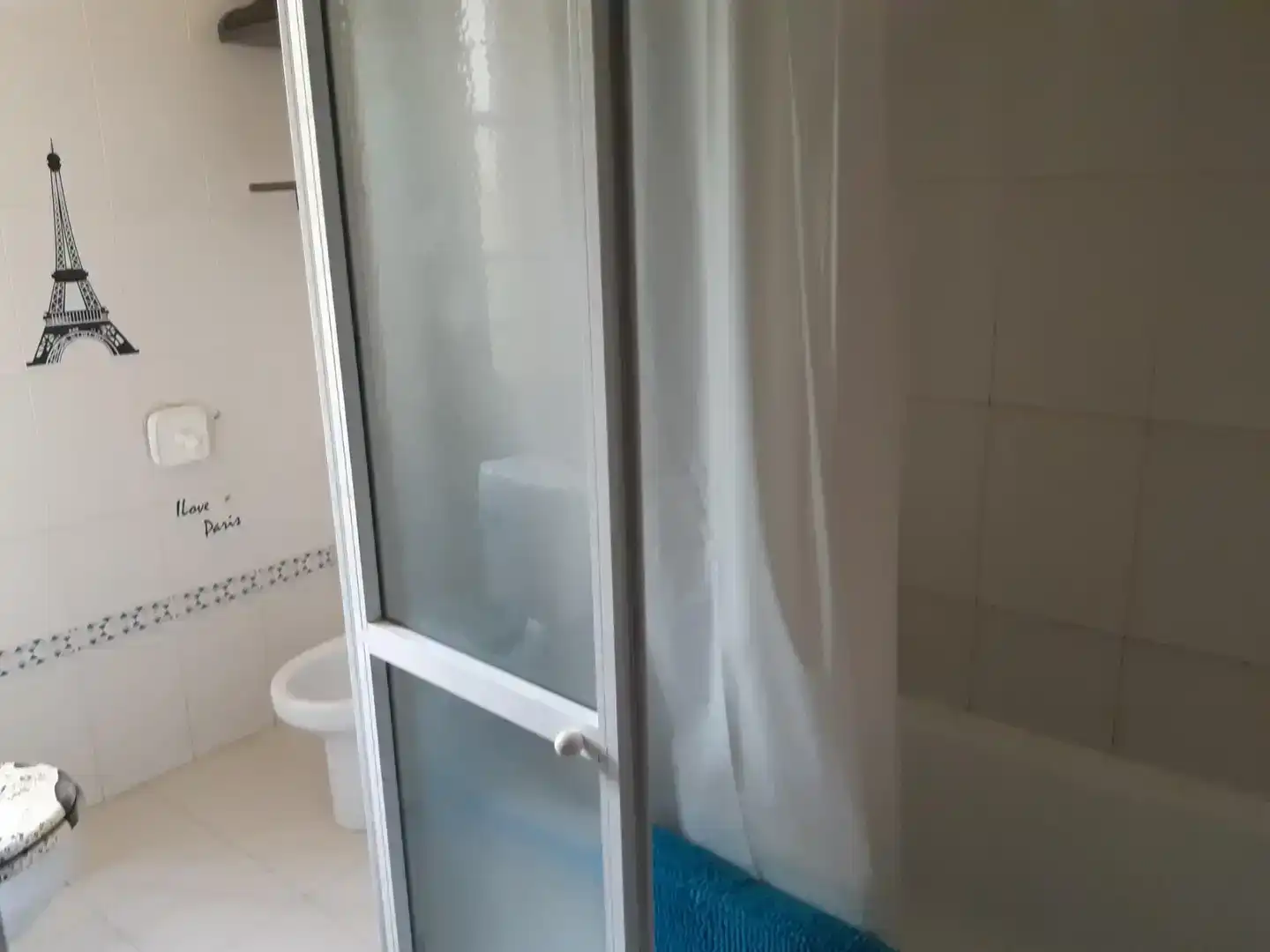 Bany de Casa o xalet de lloguer en Espartinas amb Piscina i Balcó