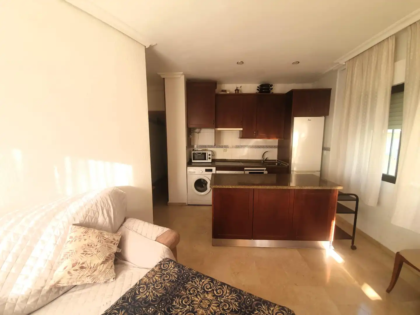 Flat for rent in Calle SAN ANTONIO ABAD, Bellavista