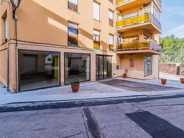 Business premises for sale in Carrer Pau Casals 17