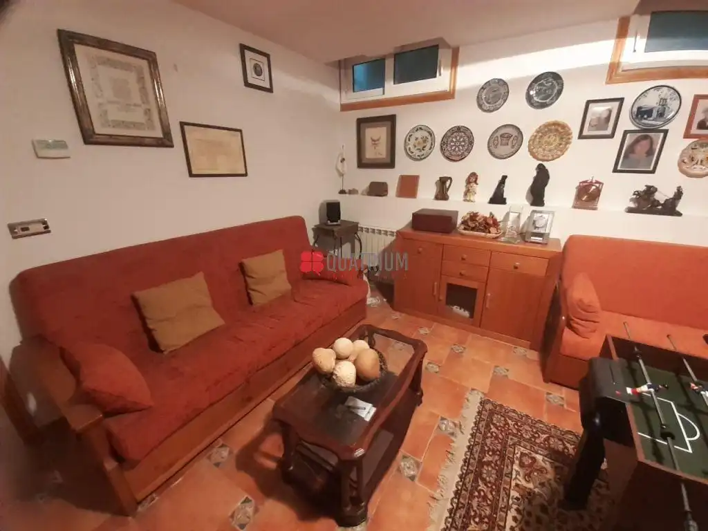 Casa o chalet en venta en Santiago de Compostela  con Calefacción, Terraza y Trastero