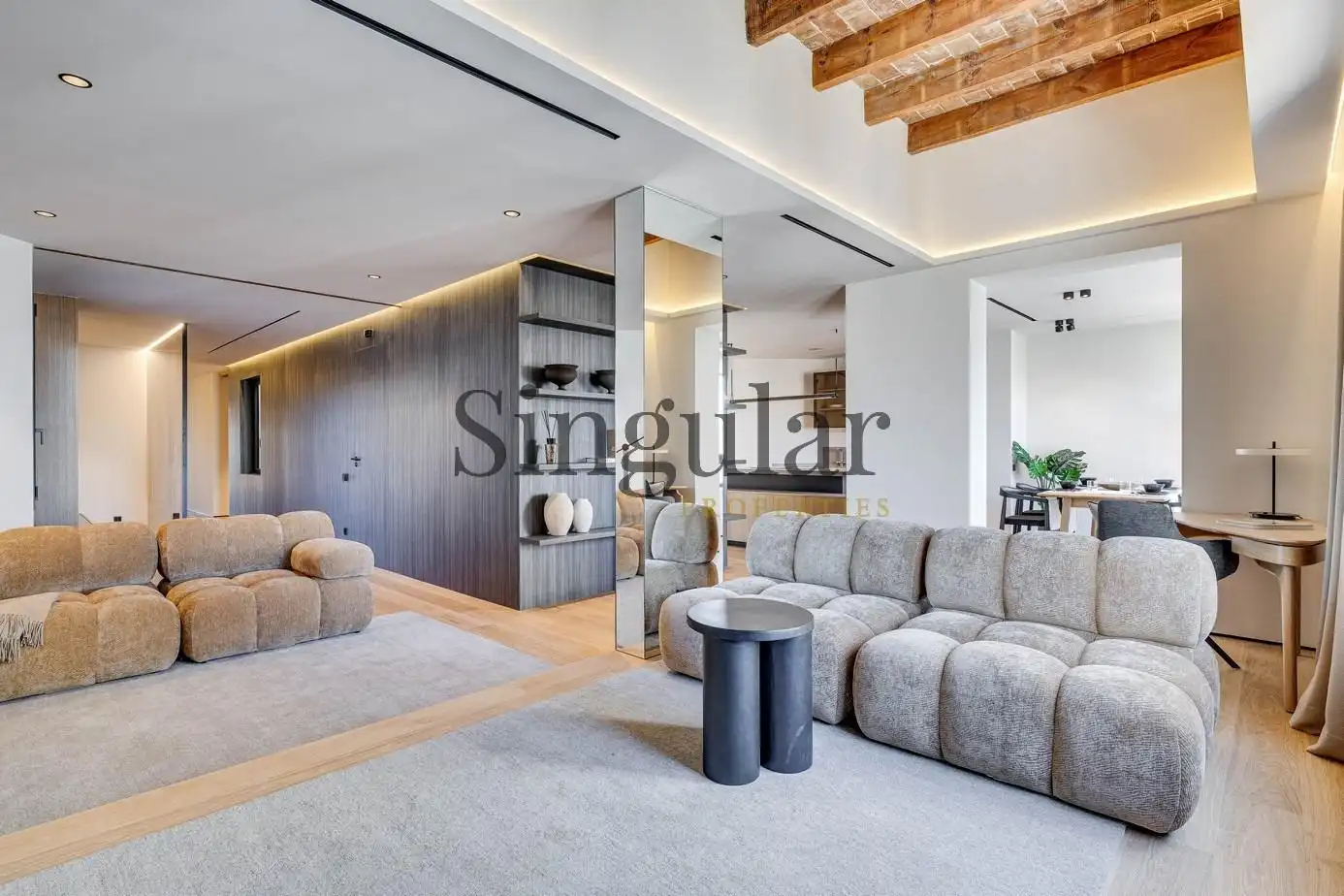 Sala de estar de Piso en venta en Barcelona con Calefacción, Terraza y Balcón