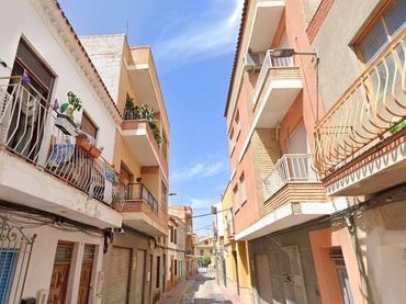 Flat for sale in Calle CURA JUAN SAEZ HURTADO