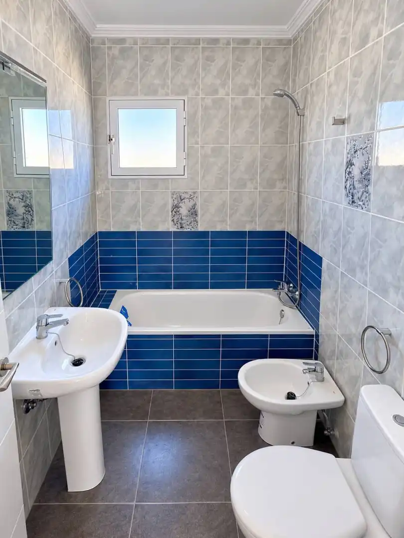 Bungalow with pool for sale in Av. de California, imagen 12