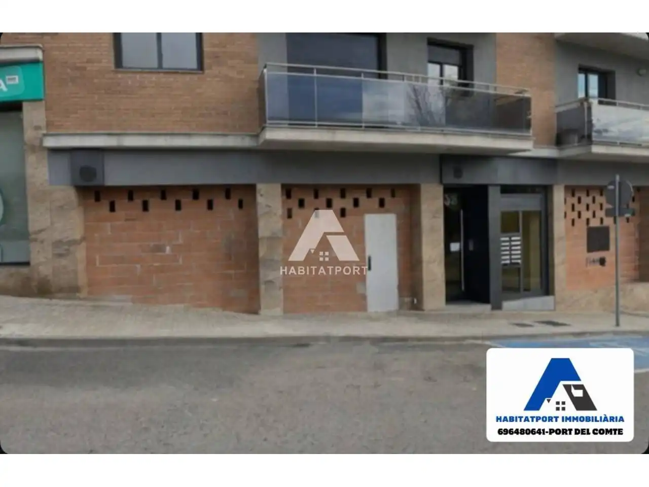 Local comercial en alquiler en Calle Sardana