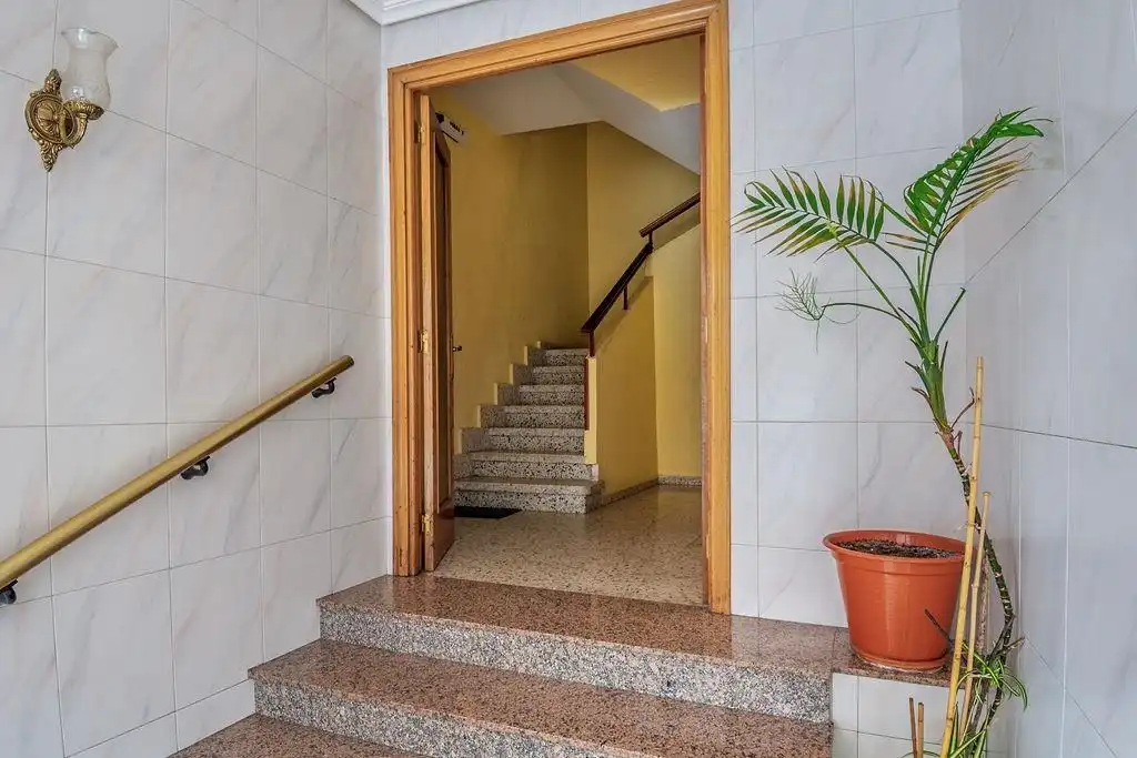 Flat for sale in Calle de Emiliano Sánchez Lombas, imagen 16