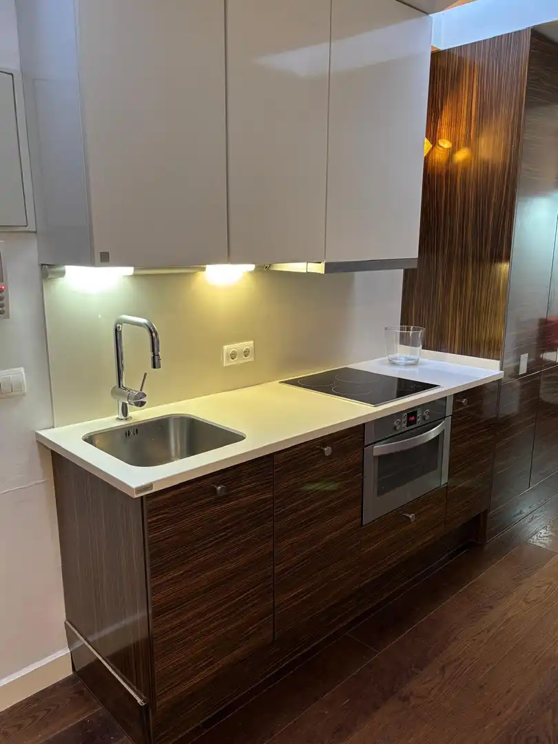 Cocina de Estudio de alquiler en Madrid con Aire acondicionado, Calefacción y Amueblado