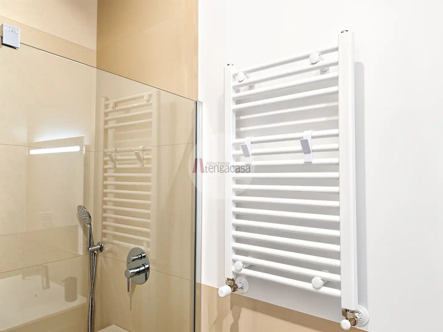 Baño de Piso de alquiler en Madrid con Aire acondicionado, Calefacción y Parquet