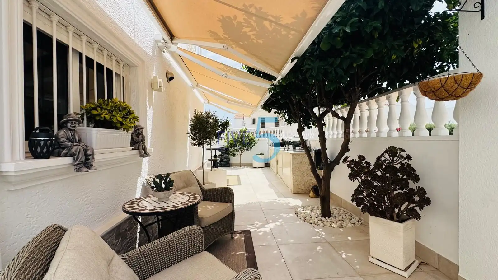 Reihenhaus mit Terrasse zum Verkauf in Playa de los Locos, imagen 32