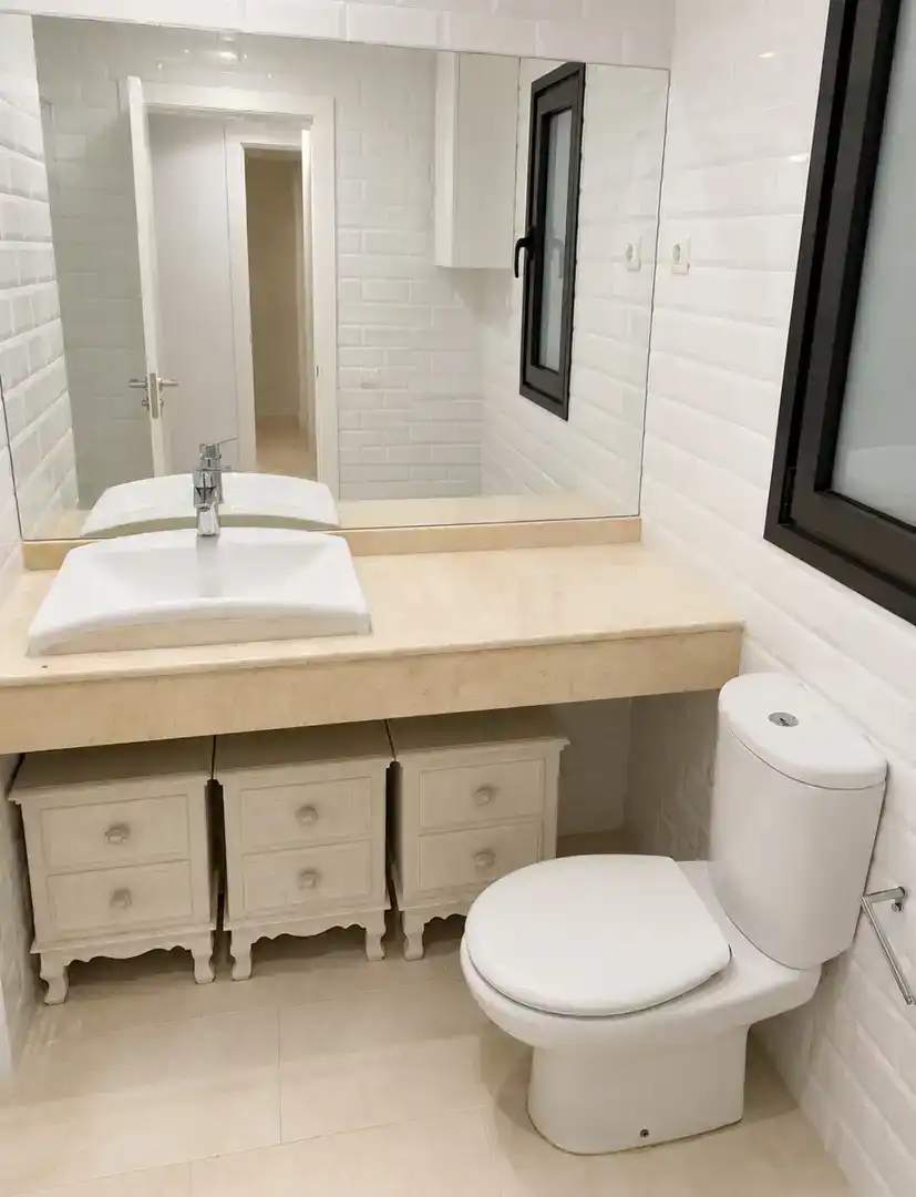 Bathroom of Flat for sale in Castelldefels  with Air Conditioner and Balcony