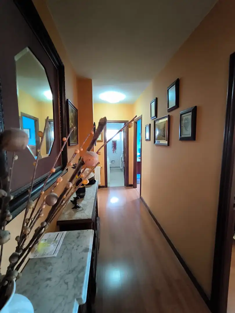 Wohnung zum Verkauf in Vilagarcía de Arousa mit Heizung, Parkett und Abstellraum