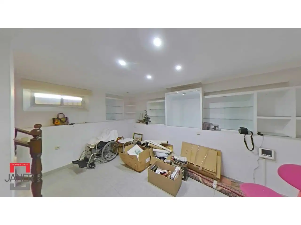 Casa o xalet en venda en Tomares amb Aire condicionat, Jardí privat i Terrassa