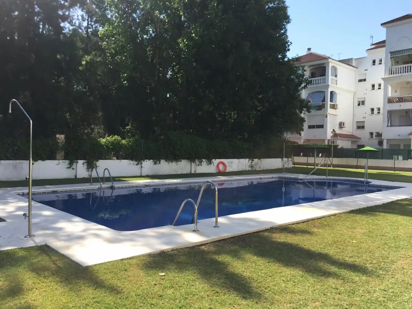 Piscina de Pis de lloguer en El Portil amb Terrassa, Piscina i Moblat