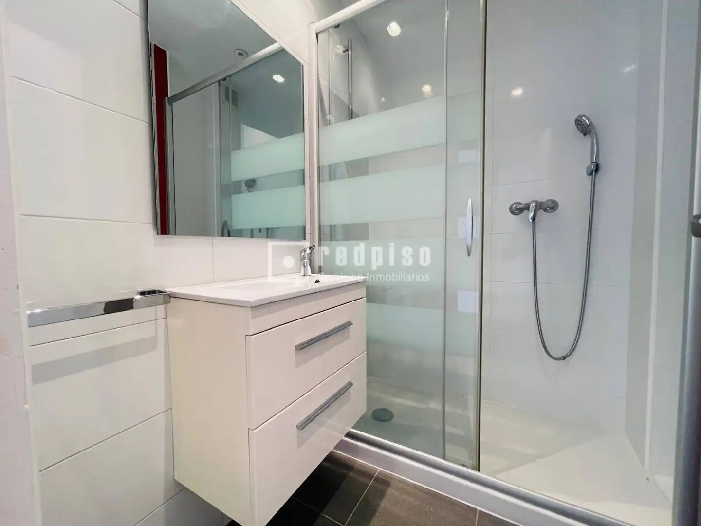 Baño de Piso de alquiler en Madrid con Calefacción y Terraza