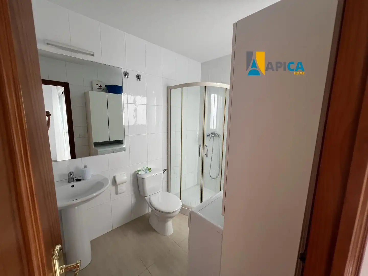 Bathroom of Flat for sale in Conil de la Frontera  with Air Conditioner and Furnished