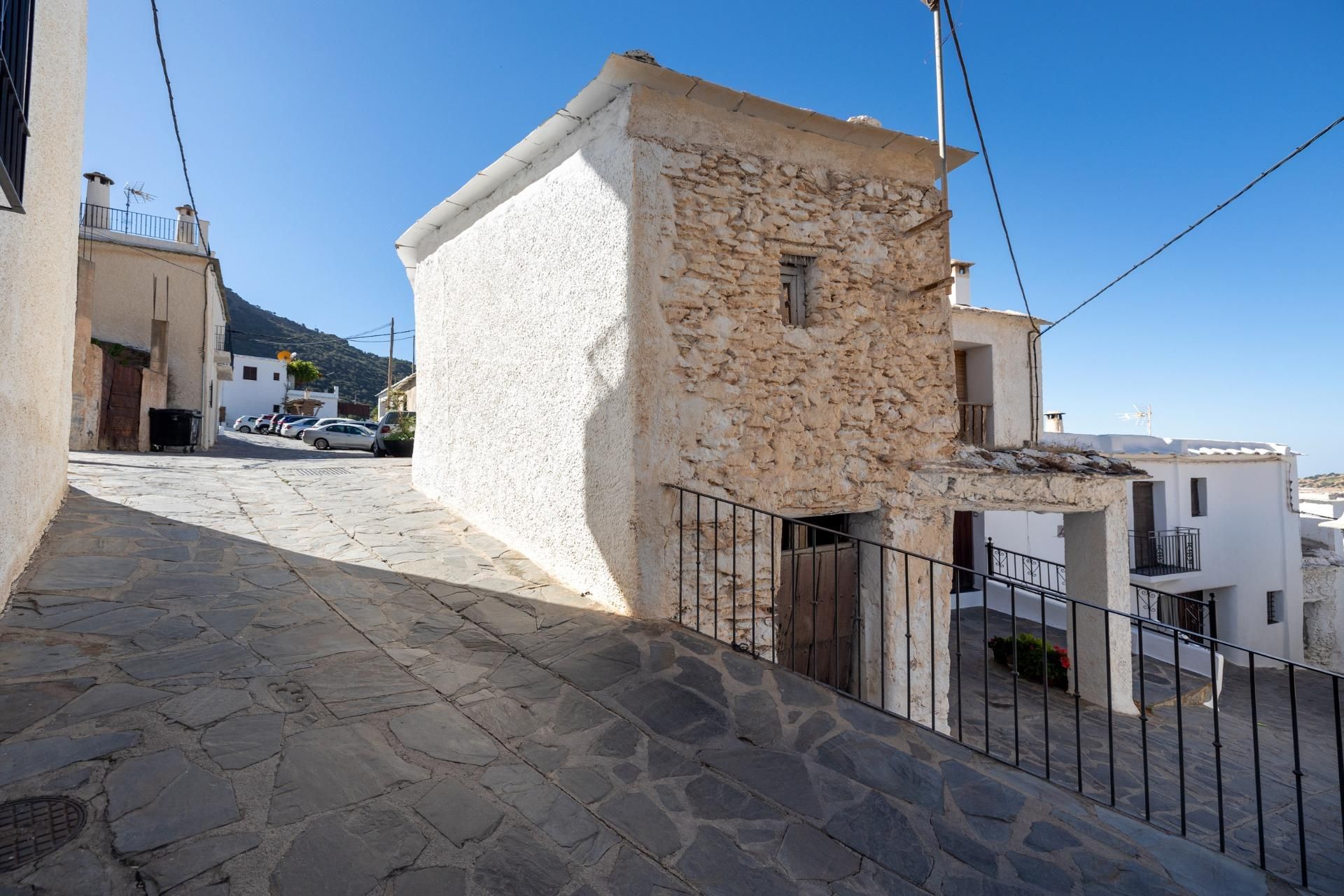 Exterior view of Single-family semi-detached for sale in Bubión