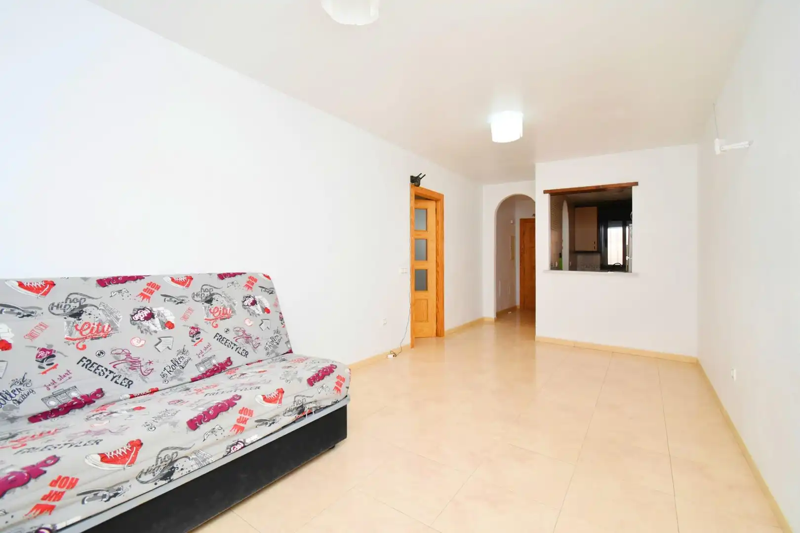 Wohnung zum Verkauf in Dalías mit Privatgarten, Terrasse und Abstellraum