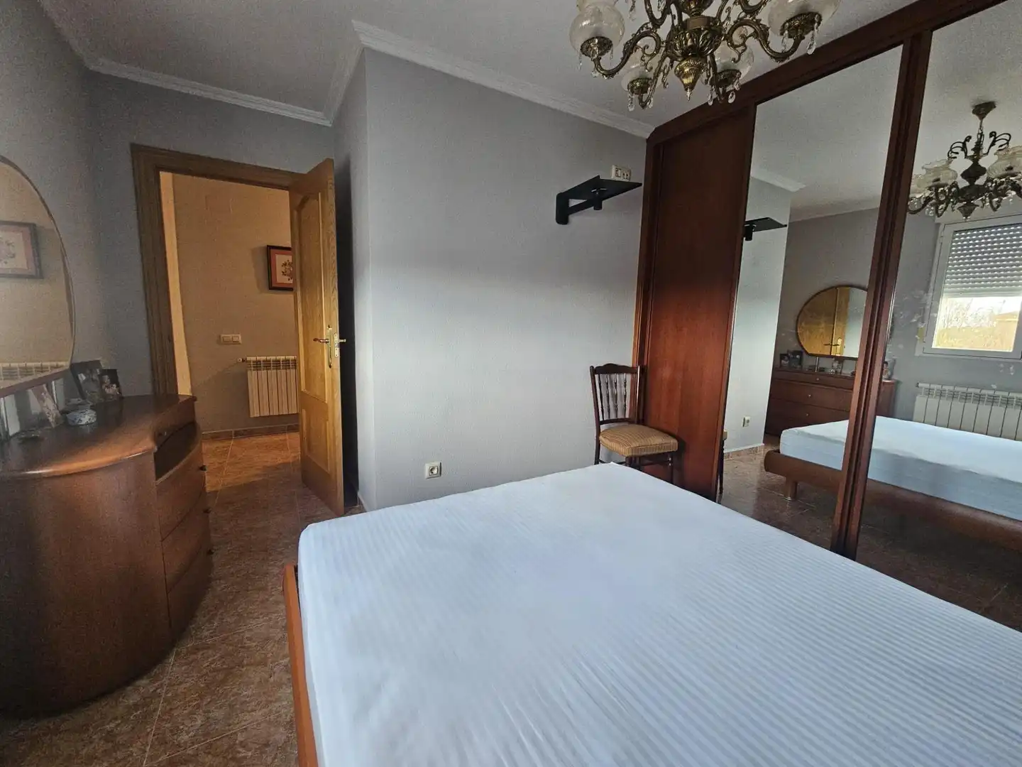 Habitación de Casa o chalet en venta en Calvarrasa de Abajo con Aire acondicionado, Calefacción y Jardín privado