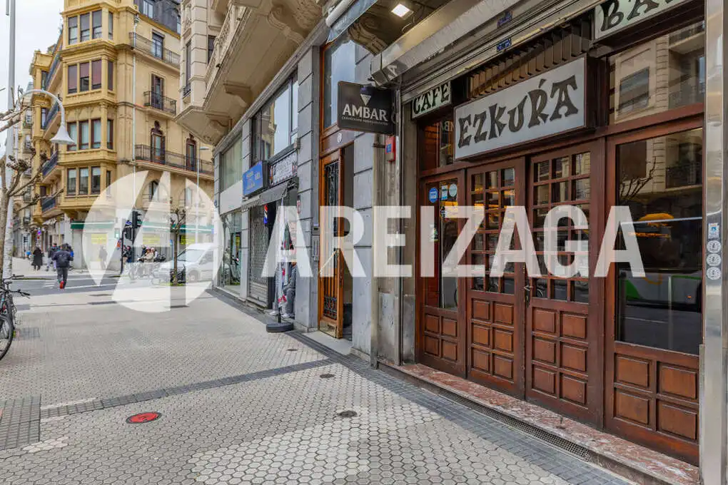 Local comercial en venda a Calle Mirakruz 17, imagen 2