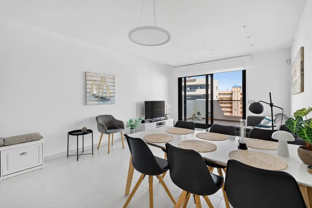 Comedor de Ático en venta en Elche / Elx con Aire acondicionado, Calefacción y Jardín privado