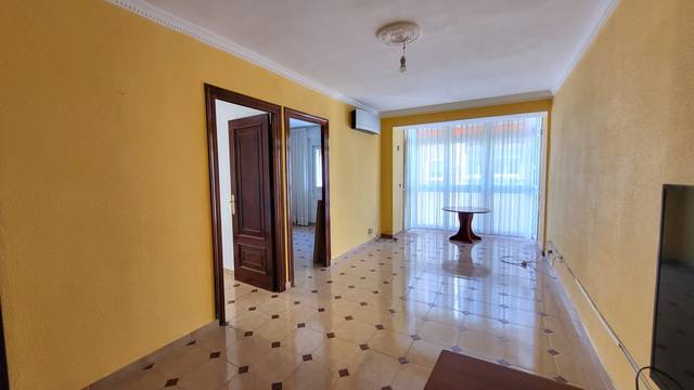 Piso en Venta en Calle Gallito en La Luz - El Torcal