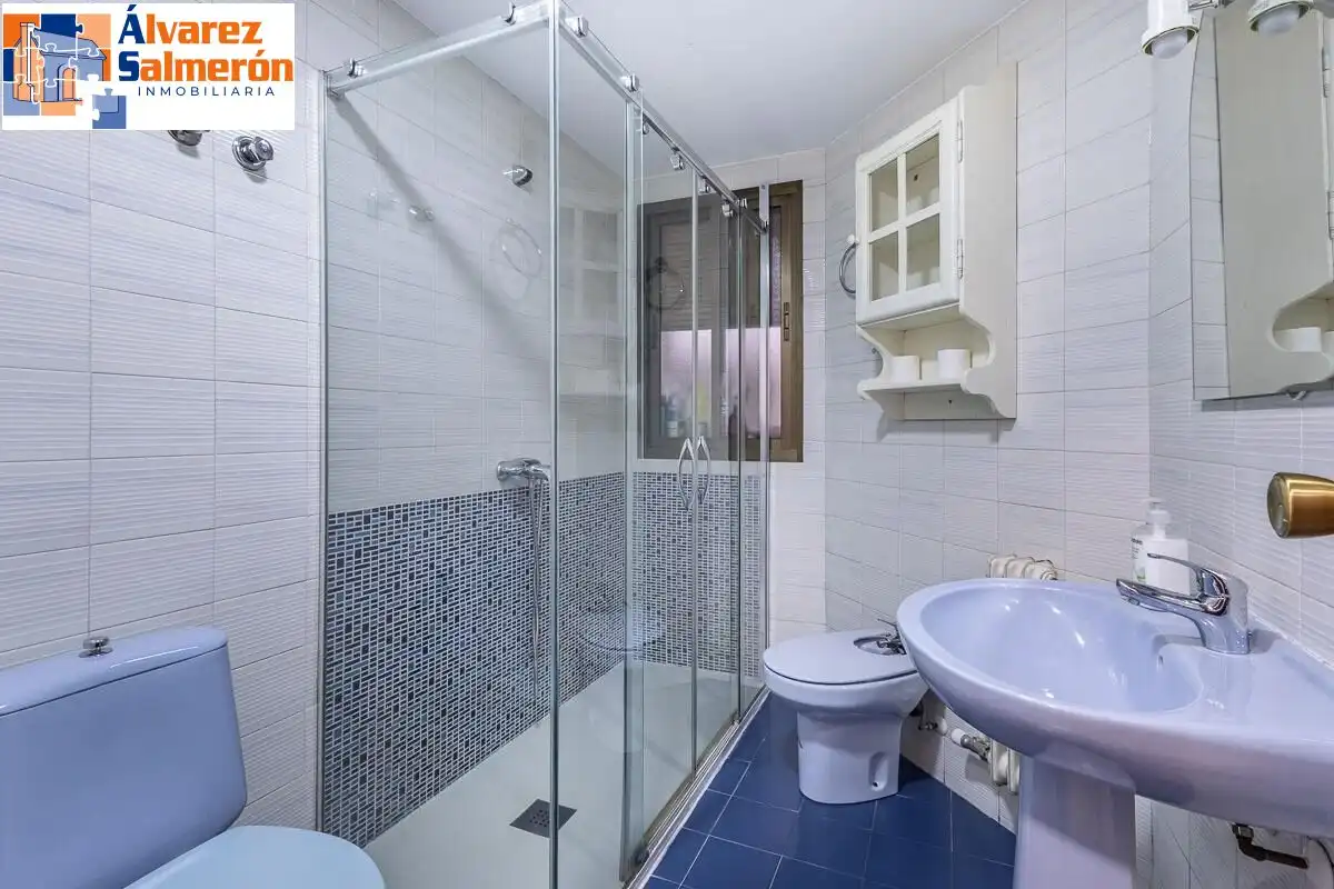 Baño de Piso en venta en Ronda