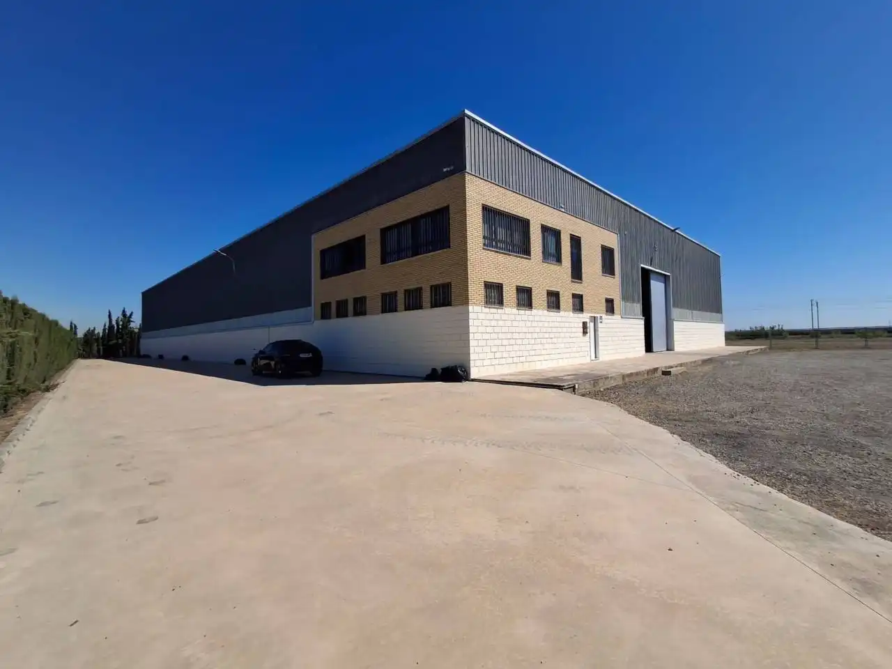 Vista exterior de Nau industrial en venda en Sollana