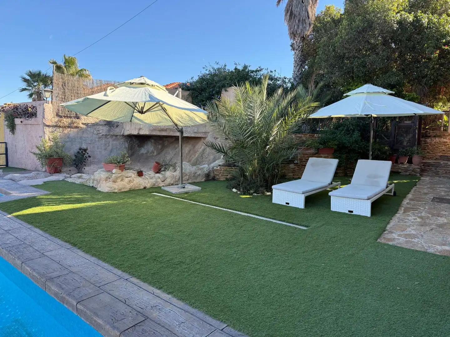 Terraza de Casa o chalet en venta en Alicante / Alacant con Jardín privado y Piscina comunitaria