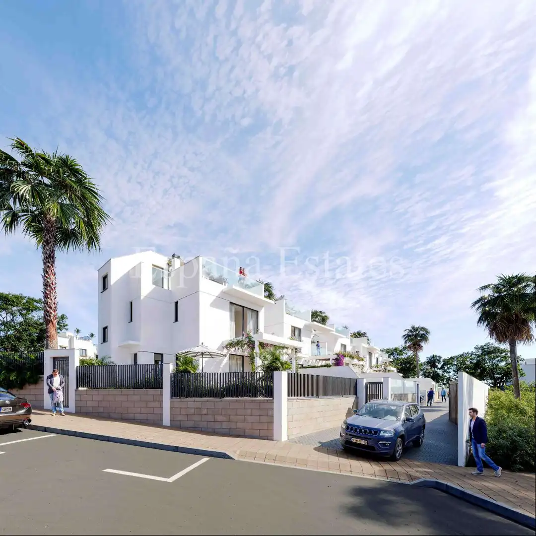 Vista exterior de Casa o chalet en venta en Nerja con Aire acondicionado, Calefacción y Terraza