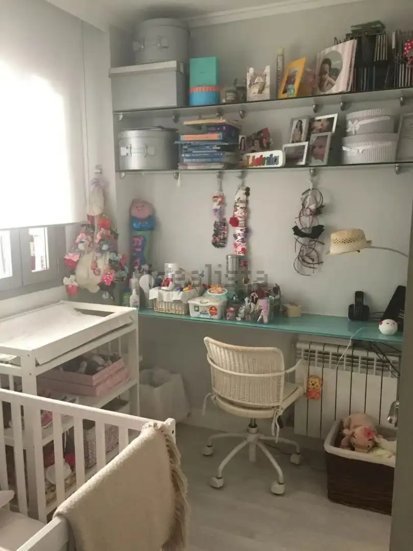 Habitación de Planta baja en venta en Madrid con Aire acondicionado, Calefacción y Terraza