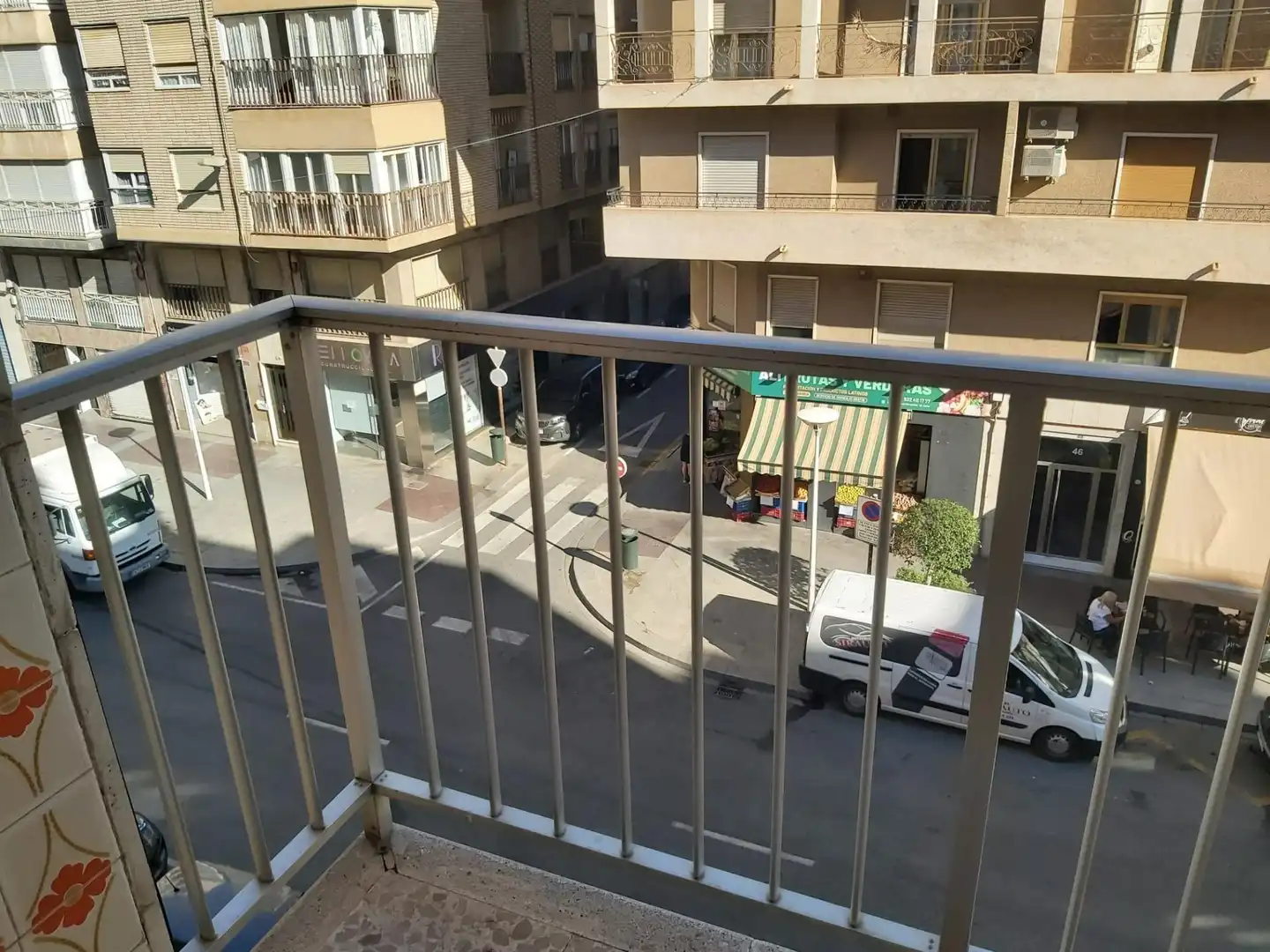 Terraza de Piso para compartir en Elche ciudad