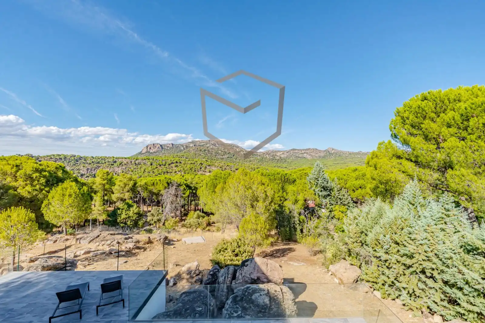 Jardí de Casa o xalet en venda en San Martín de Valdeiglesias amb Calefacció, Terrassa i Traster