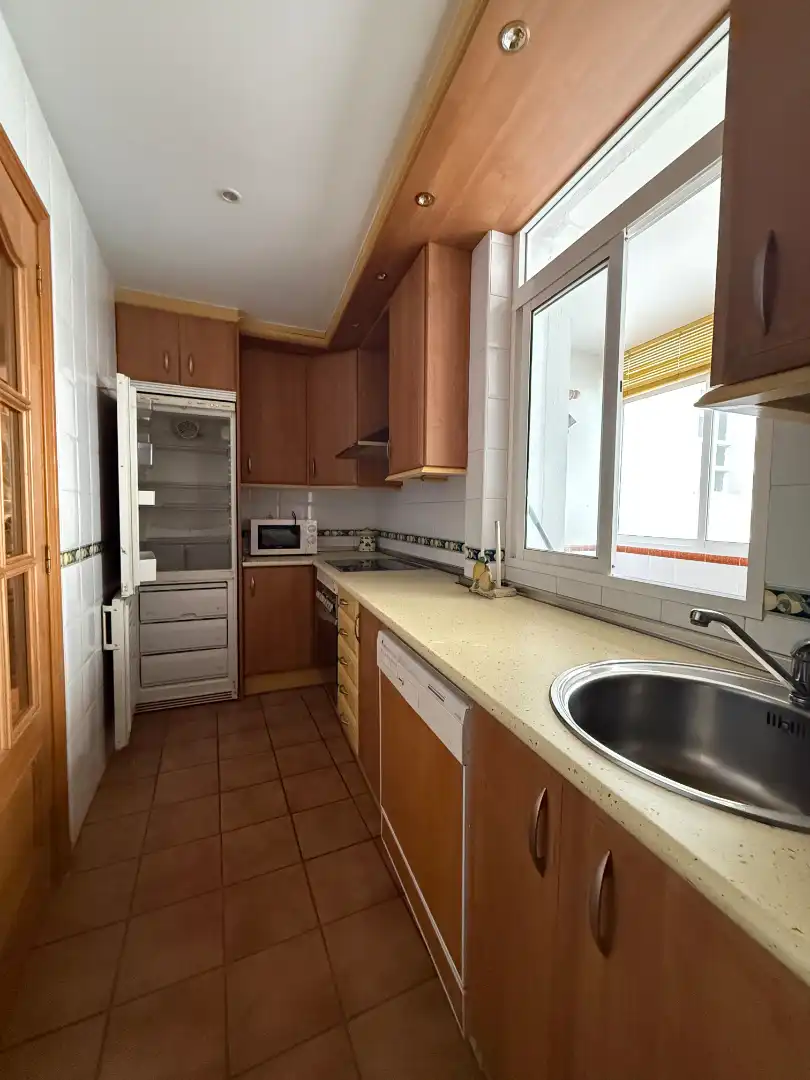 Kitchen of Flat for sale in Plasencia  with Air Conditioner, Heating and Furnished