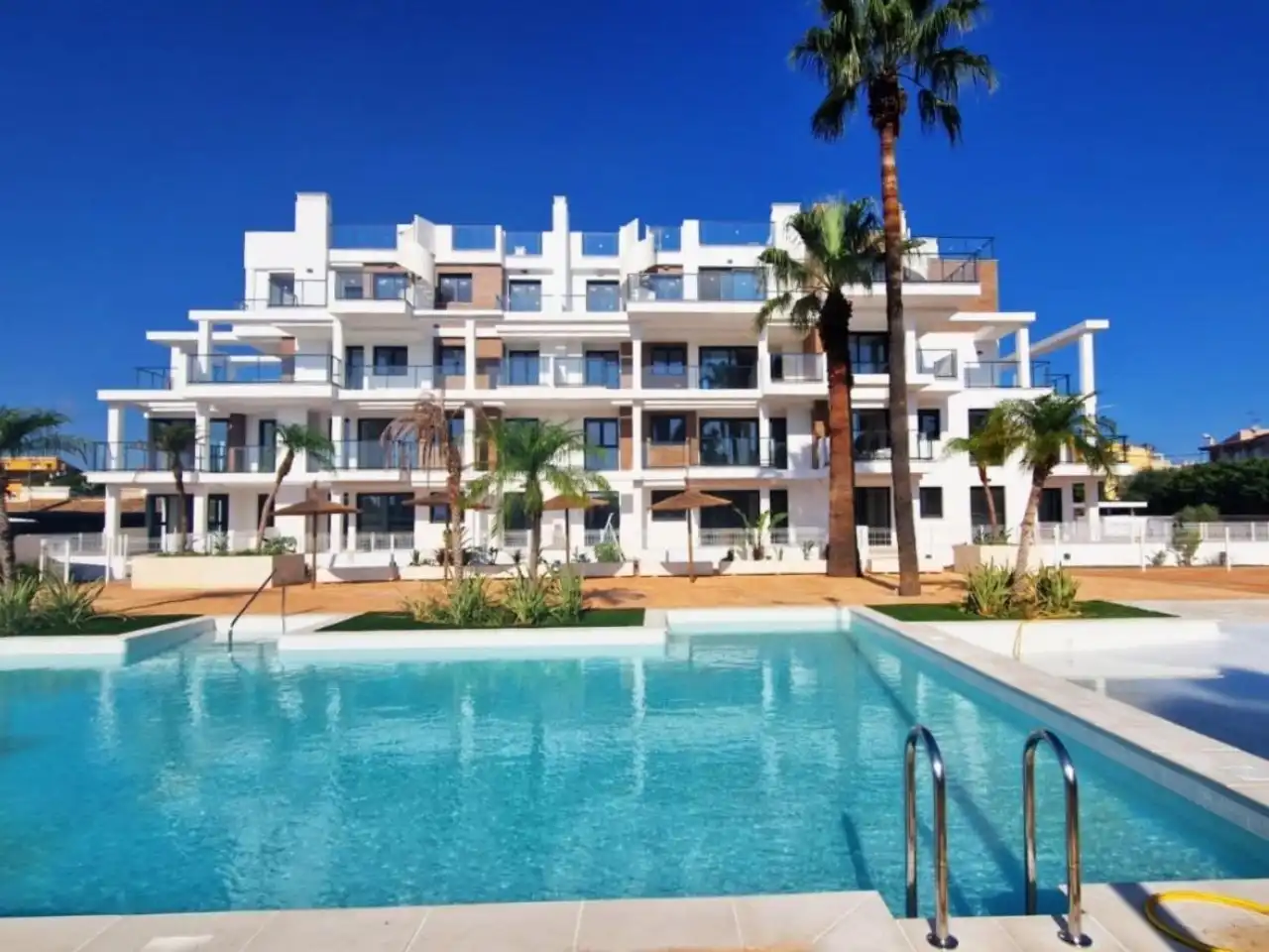 Àtic amb piscina en venda a Las Marinas / Les Marines, imagen 5