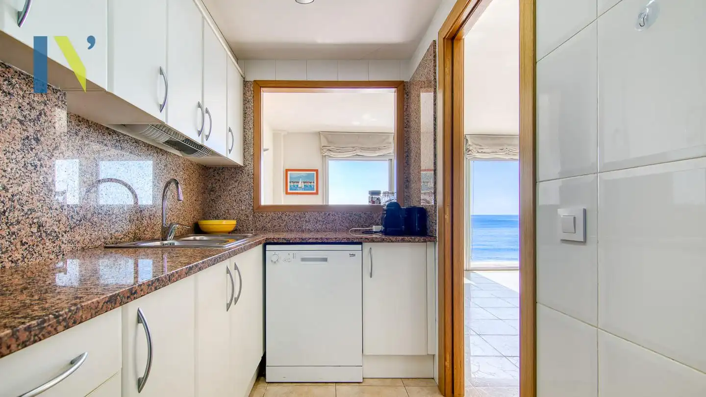 Cocina de Apartamento en venta en Calonge i Sant Antoni con Aire acondicionado, Terraza y Trastero