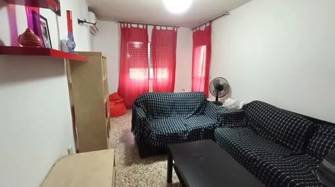 Foto 4 de Pis en venda a Reyes, Madrid