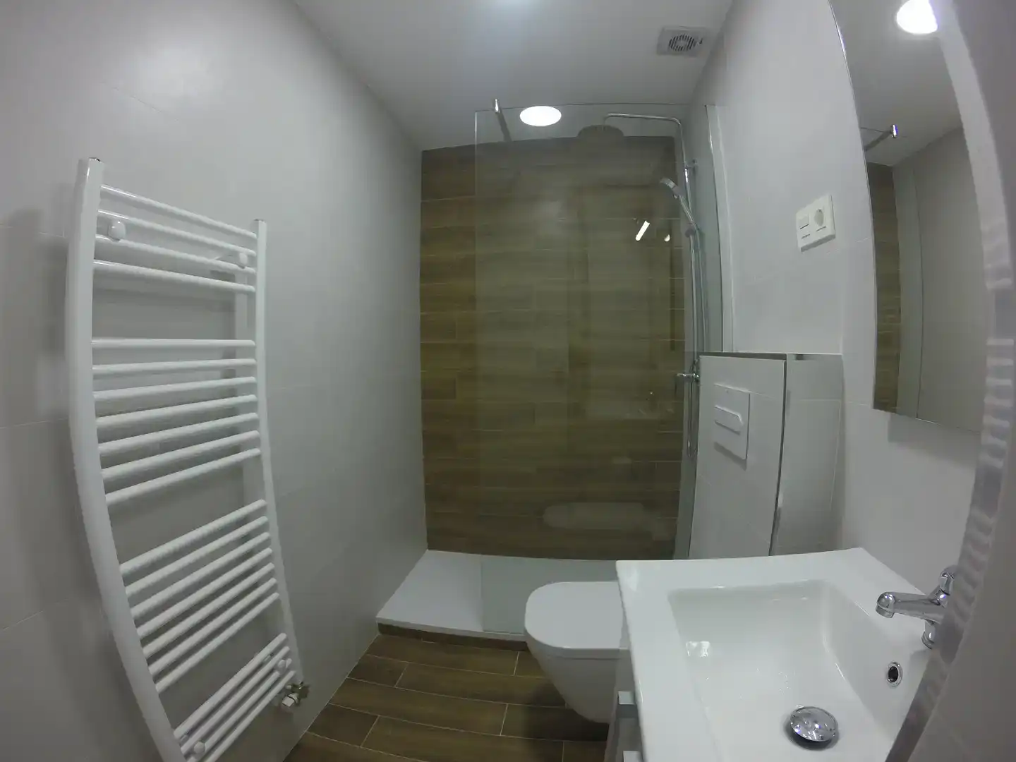 Baño de Piso de alquiler en El Ejido - Santa Ana