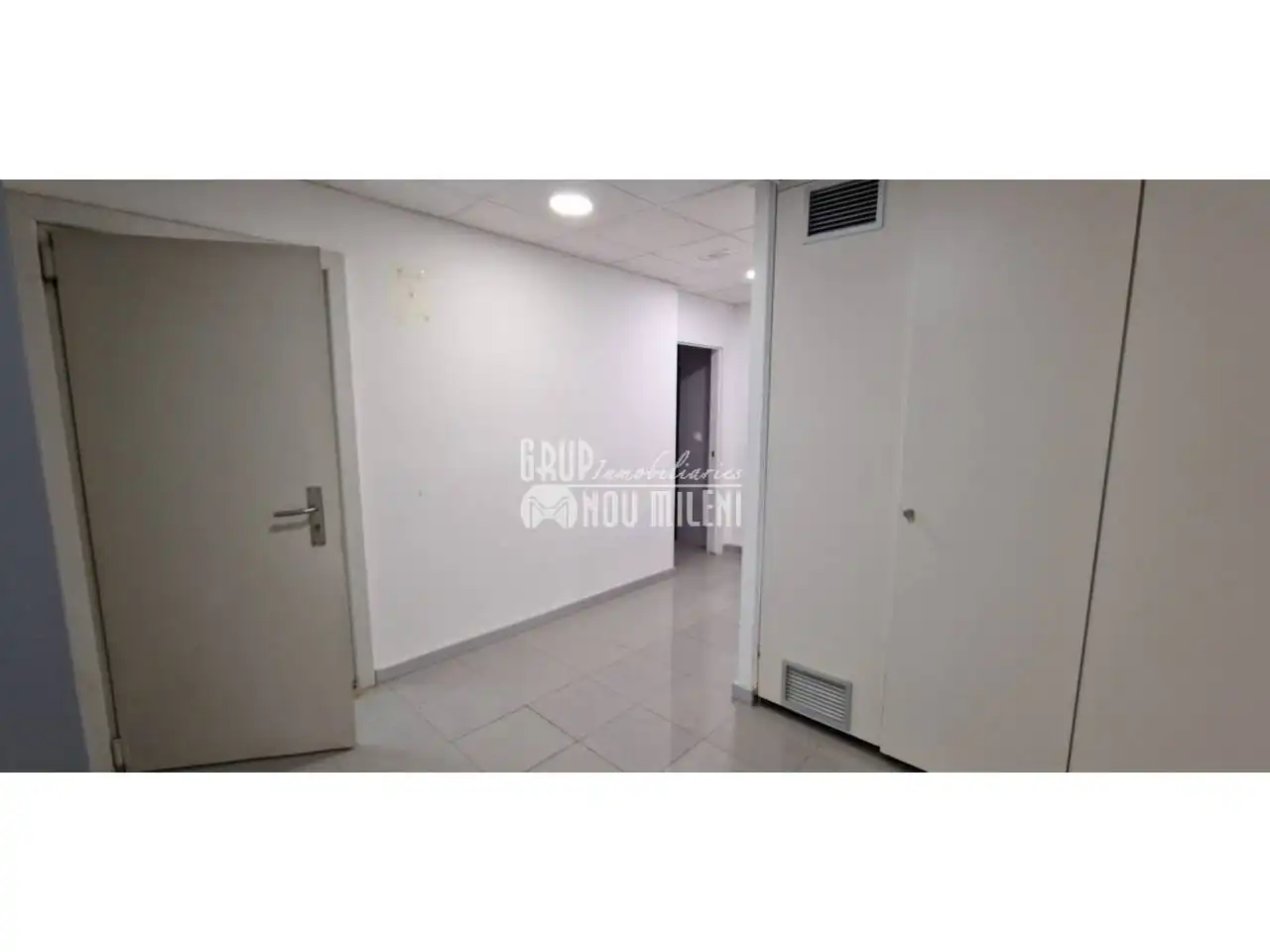 Commercial properties for rent in Catarroja  with Air Conditioner