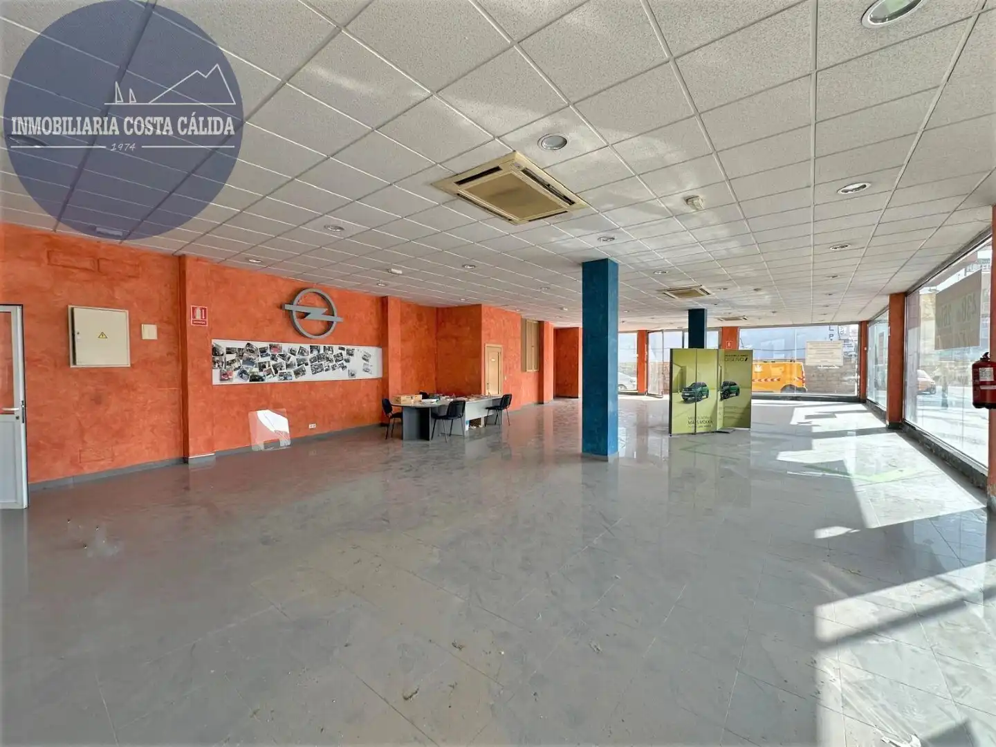 Business premises for sale in Calle de Cartagena 40, imagen 2