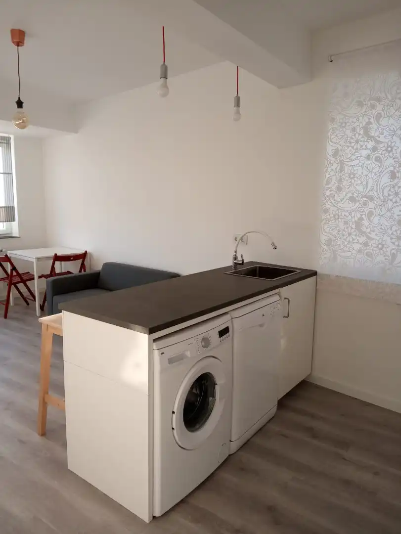 Cuina de Apartament en venda en Lugo amb Calefacció, Terrassa i Moblat