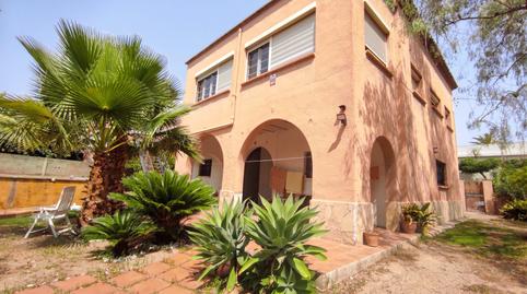 Foto 2 de Casa o chalet en venta en Rambla de la Verge del Roser, 12, Vilallonga del Camp, Tarragona